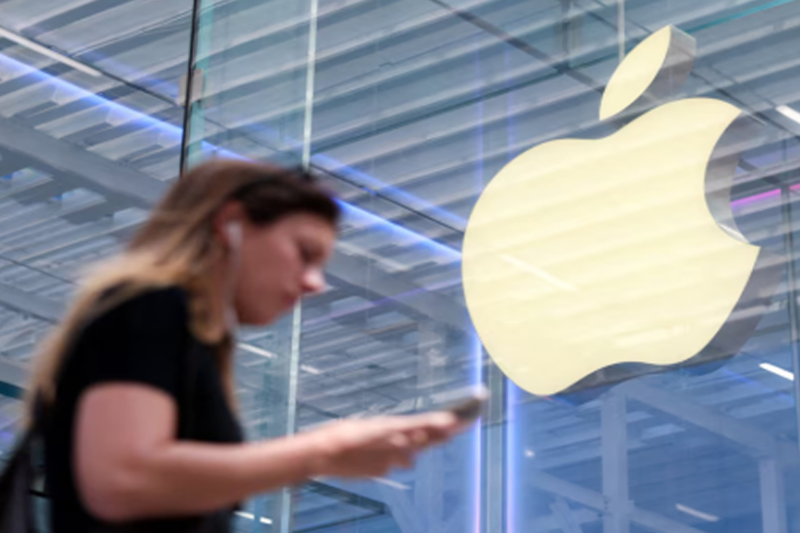 Apple’s AI Safari Shake-Up Hits Google Hard