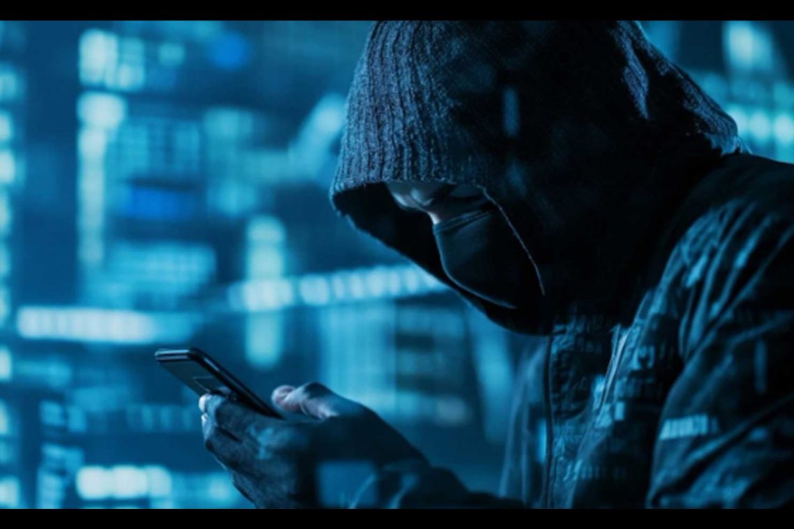 Malware on Google Play and App Store Stole Photos and Crypto
